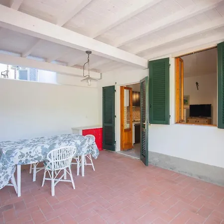 Casa - Helloelba Feriehus *